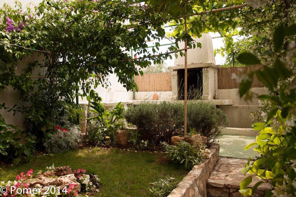 Apartments Finera Pomer Rom bilde