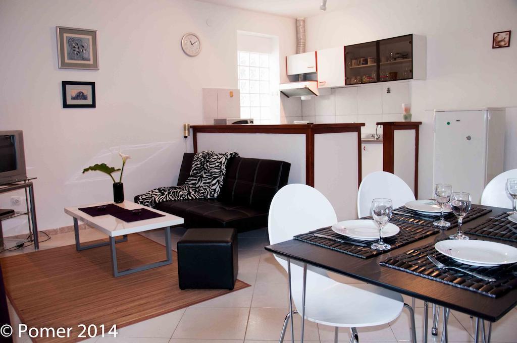 Apartments Finera Pomer Rom bilde